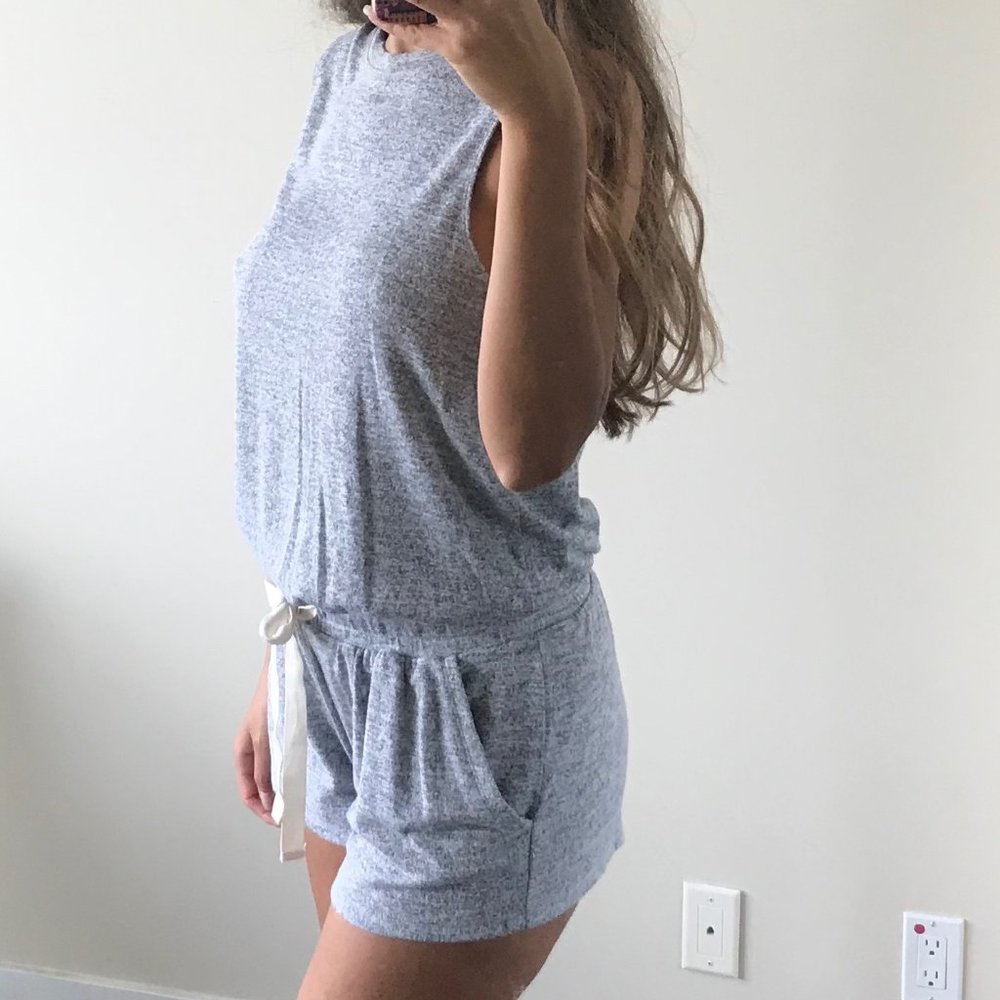 jumper - Picture 2 of 2